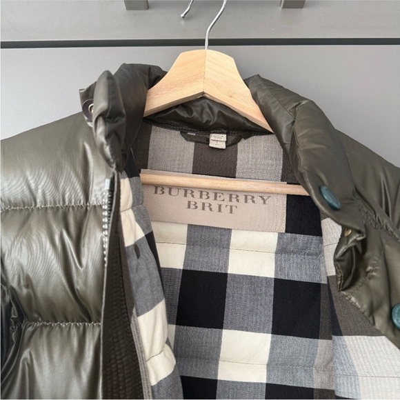 Burberry Down Filled Erwood Puffer Jacket (Unisex) - Picture 6 of 13